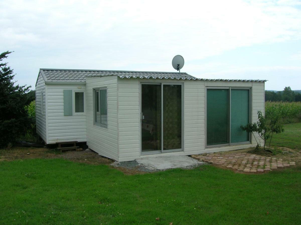 Holiday home Location A 15 Kms Du Puy Du Fou La Pommeraie-sur-Sevre